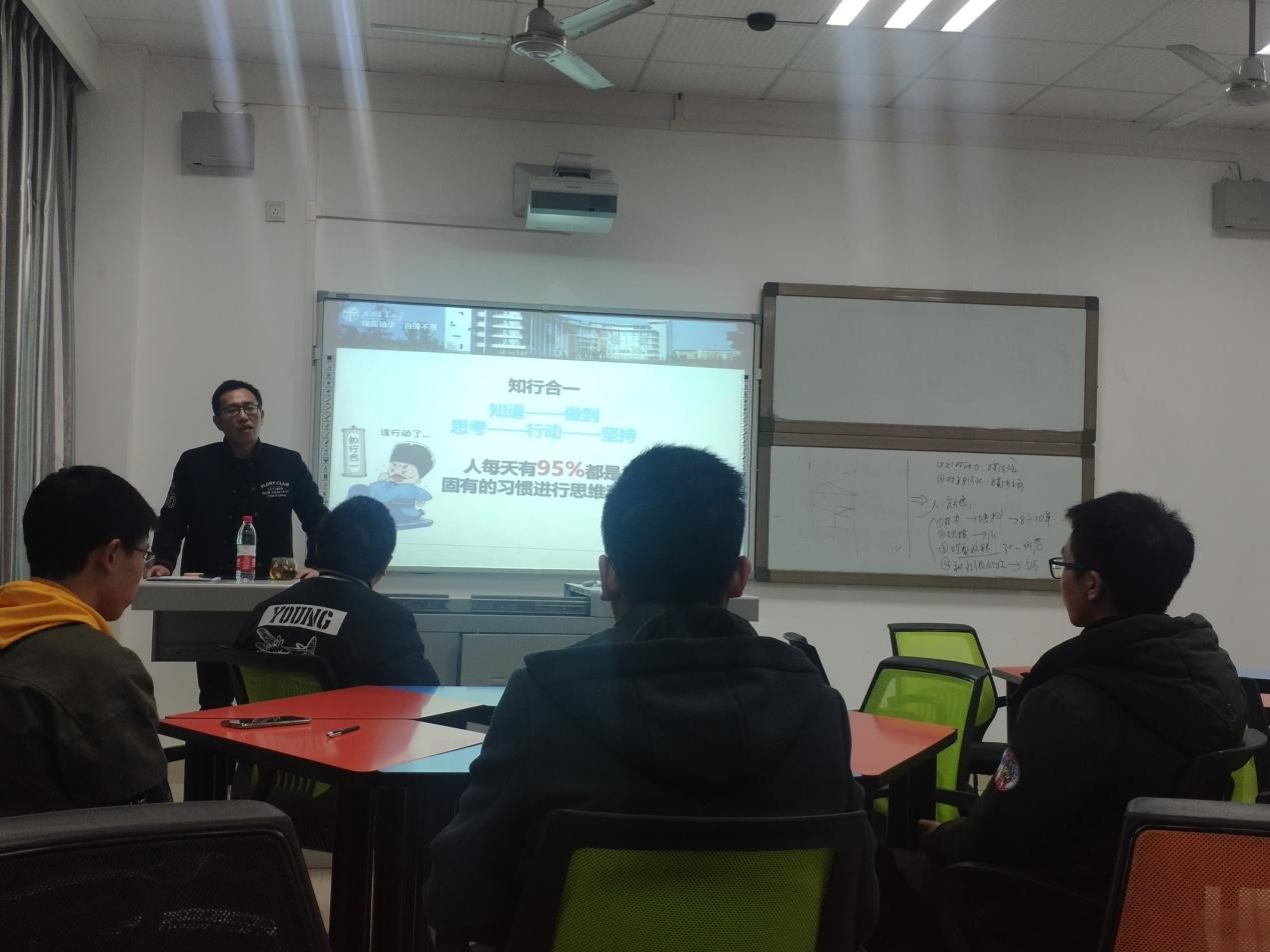 1606748702004027274.jpg 2.jpg