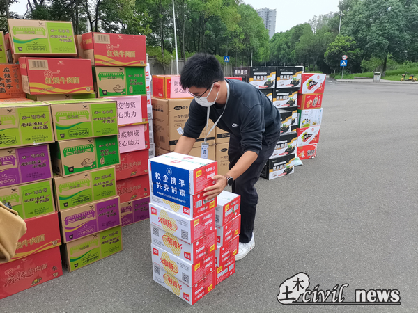 1662296178634083638.jpg 0547305A7909FCF474AEAC4079C042CB.jpg